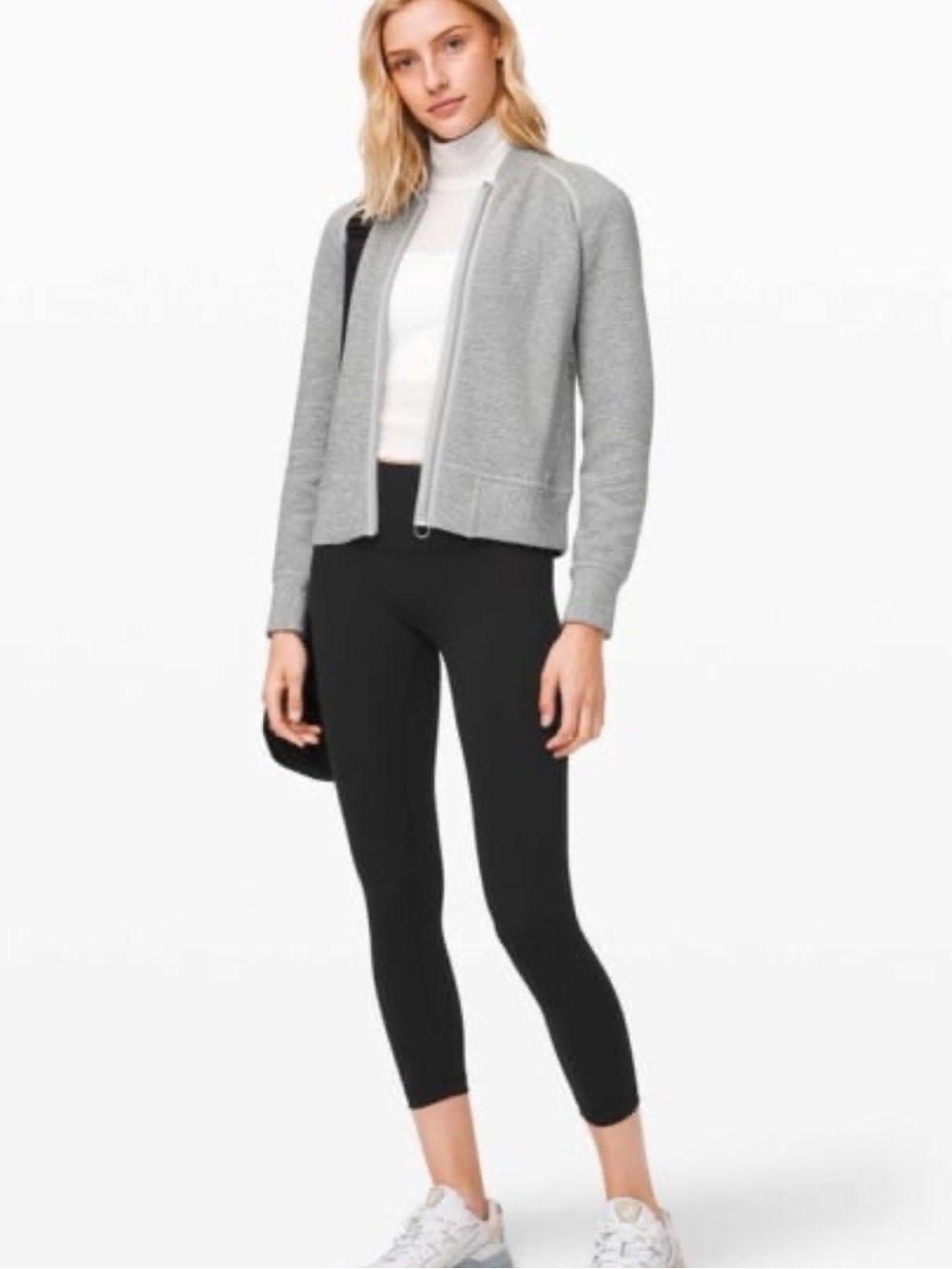 Lululemon Wunder Under Crop High-Rise *Full-On Luxtreme 23" in Black Size 4